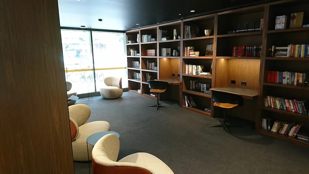 Melbourne CBD Victoria Harbour Short Stay Service Apartments