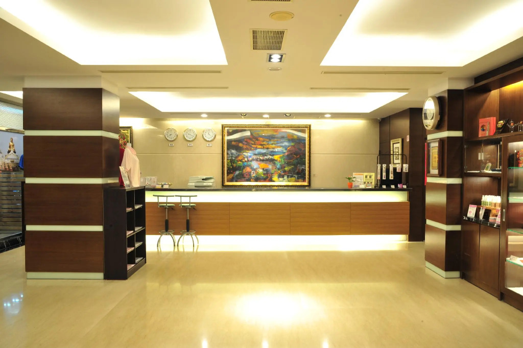 Young Soarlan Hotel - Tainan