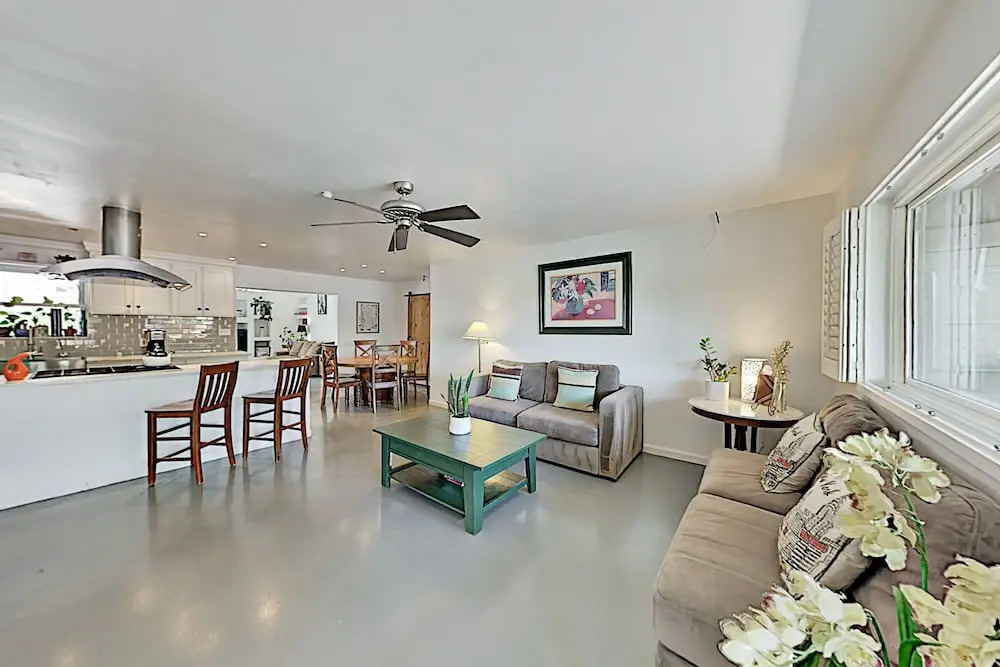 Minutes to Old Town, Heated Pool & Patio Stove! home