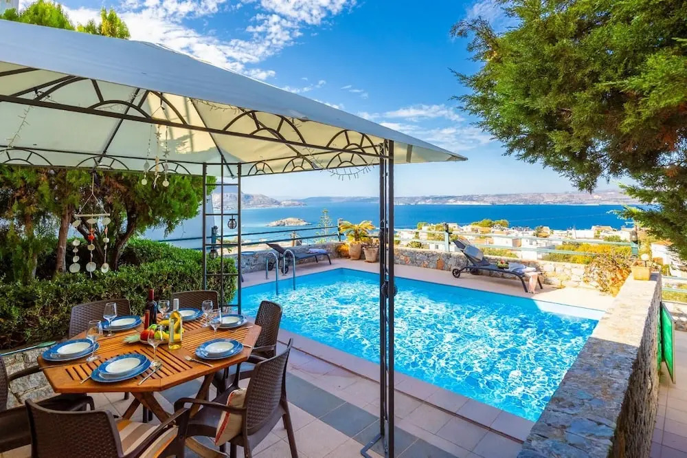Villa Ikaros