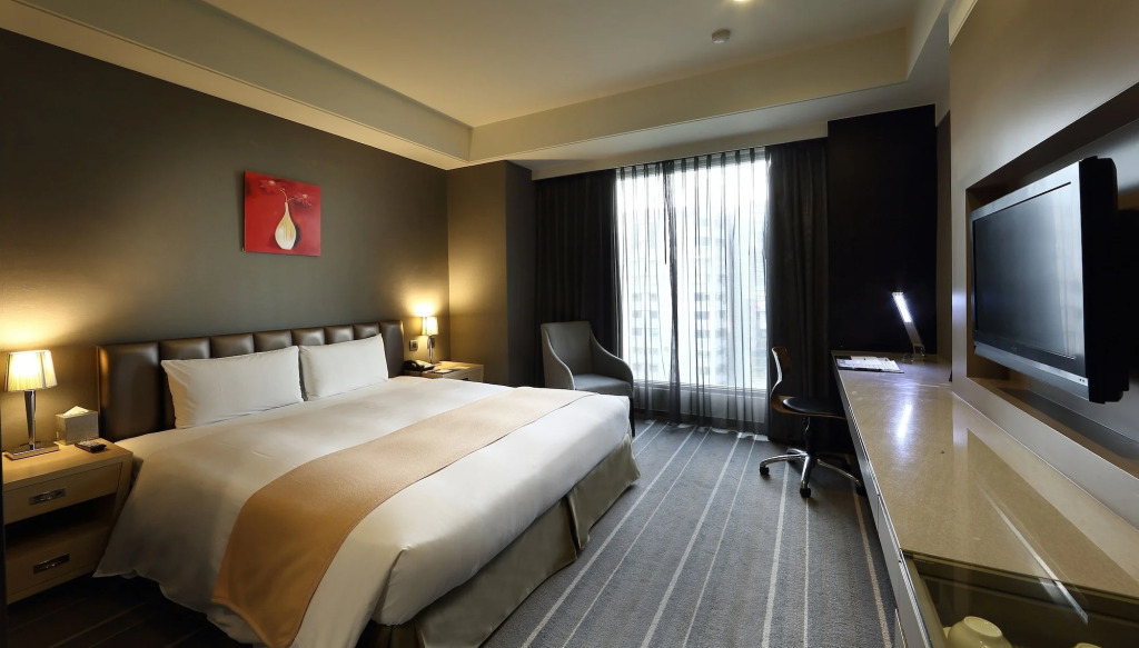Urban Hotel 33