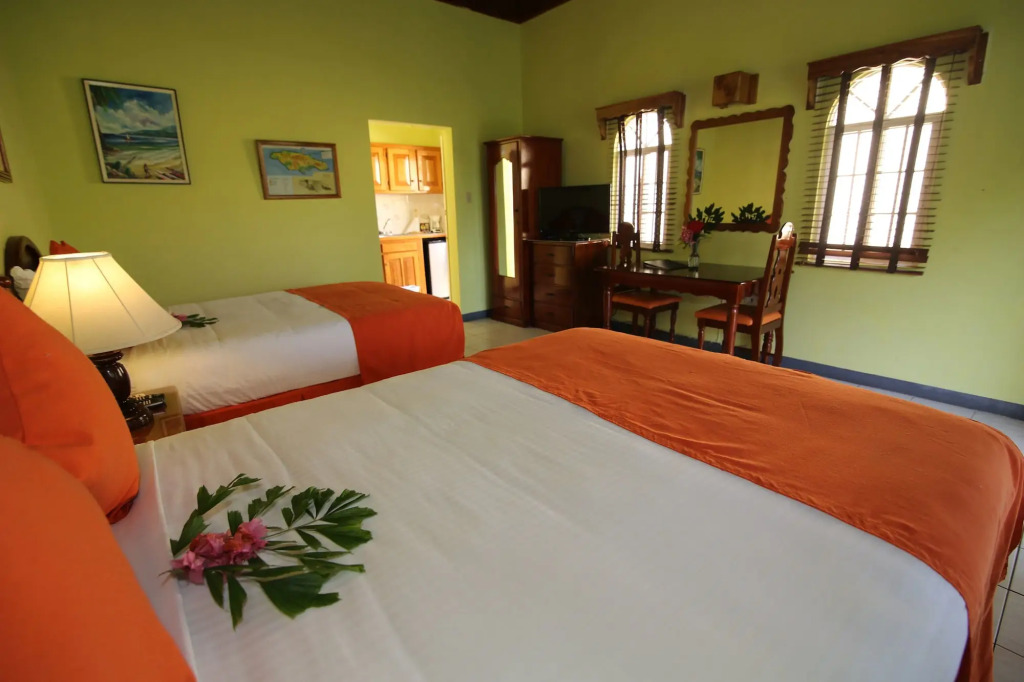 Seastar Inn Bed And Breakfast