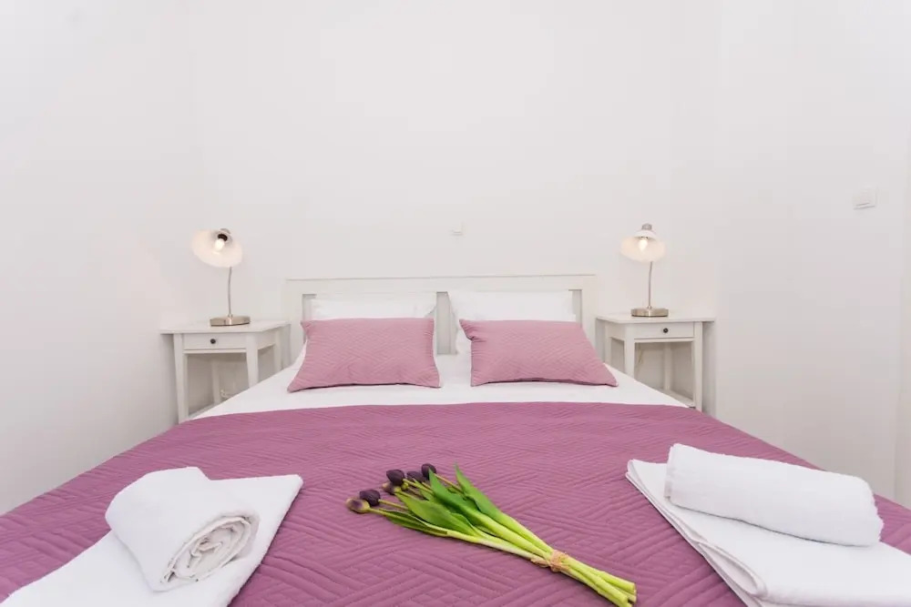 Apartments Villa LA