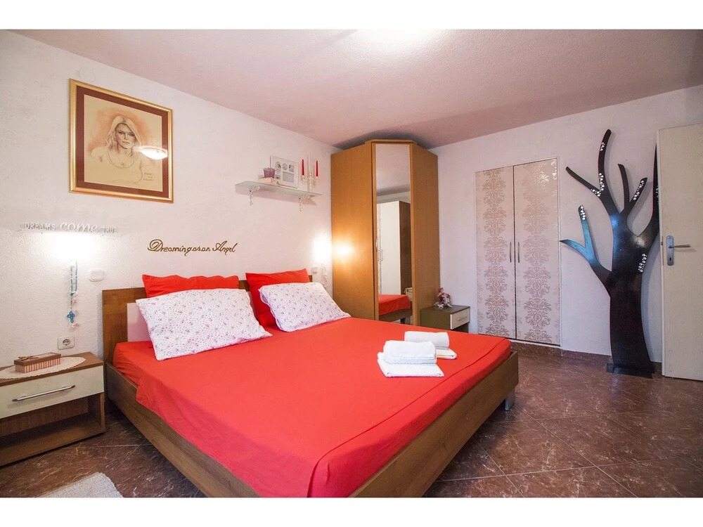 Apartment With one Bedroom in Split, With Enclosed Garden and Wifi - 500 m From the Beach
