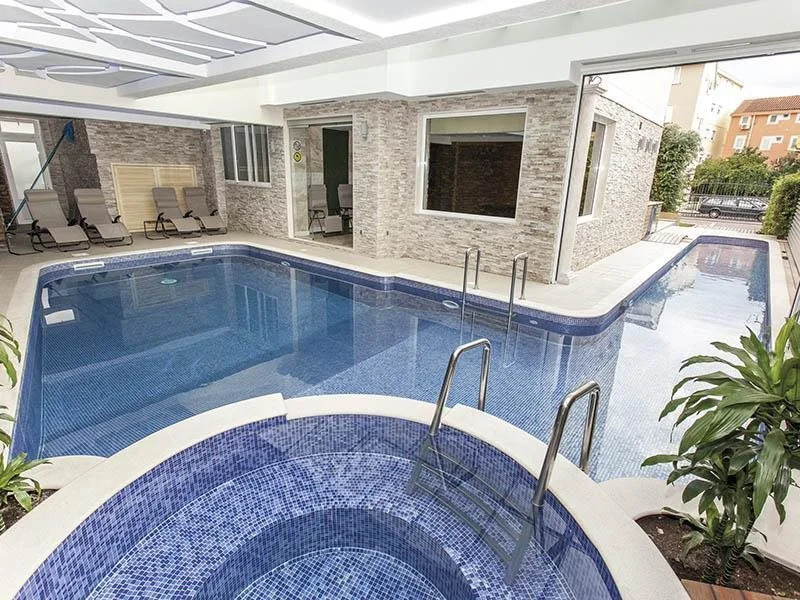 Hotel Mirenza