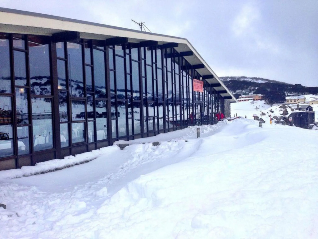 The Man from Snowy River Hotel