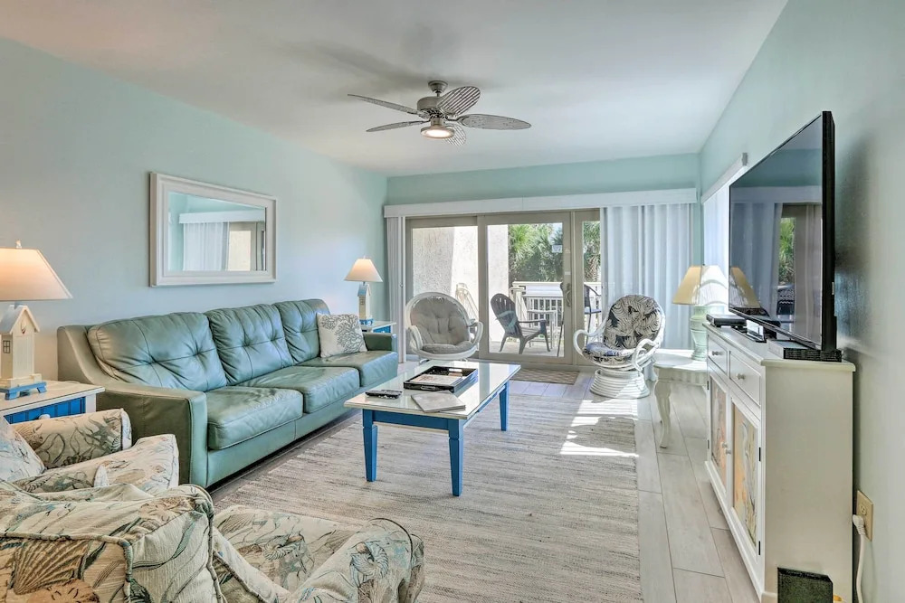 Palmetto Dunes Villa w/ Views: Steps to Beach