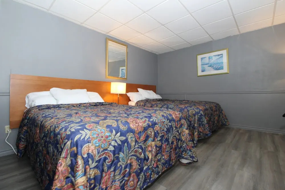 Pine Ridge Motel