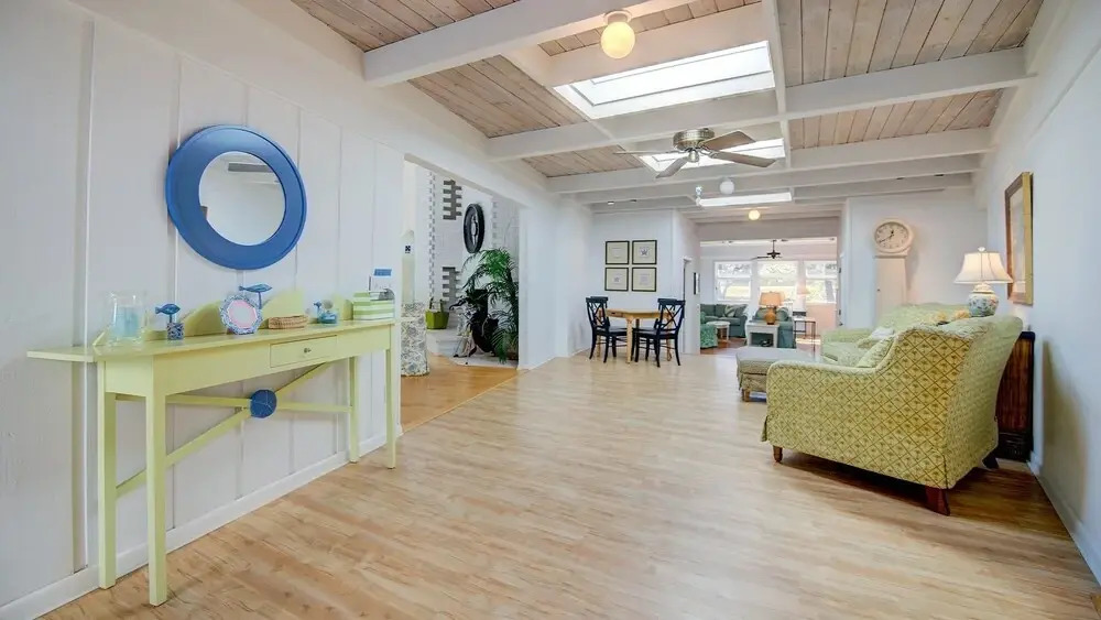 Par Fore The Course Offers A Home Away From Home Feel. 4 Bedroom Home by Peace Vacations