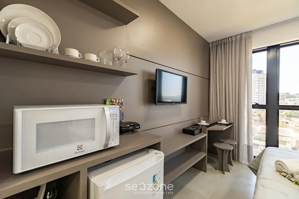 MHFA - Studios em Prédio Luxuoso com Vista Mar