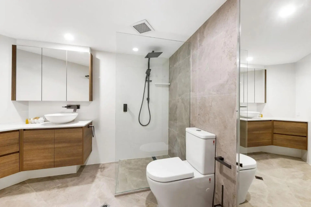 5 Pacific Outlook Ocean View Apartment in Sunshine Beach