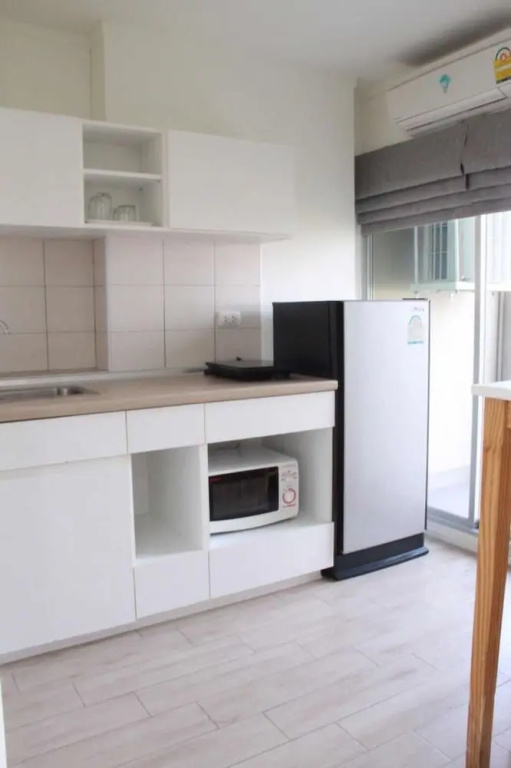 Lumpini Wongamat Suites