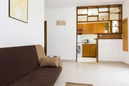 Holiday Home Mery by El-Pi Tours