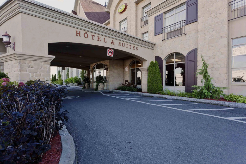 Le St-Martin Hotel & Suites