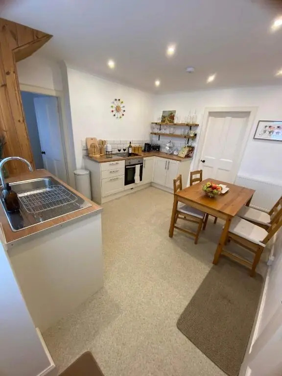 Newburghaprtment/scotland/sleeps 4/firepit/garden