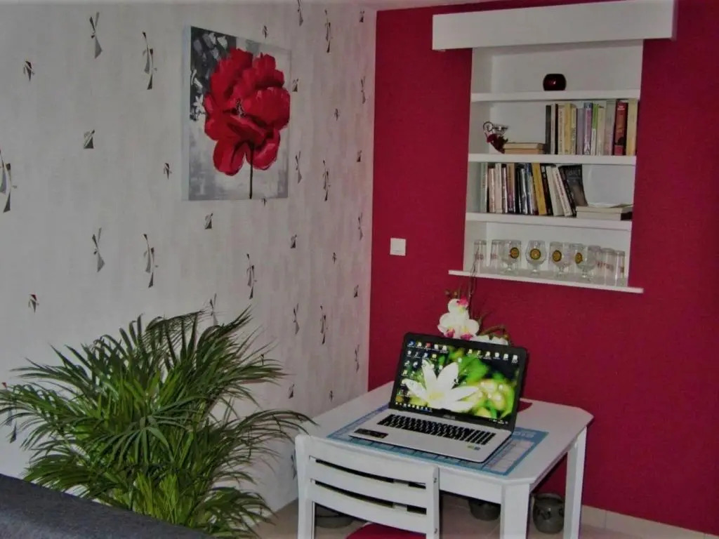 Gîte pour 2 avec parking, cuisine équipée et recharge pour véhicules électriques aux portes de Nancy - FR-1-584-119