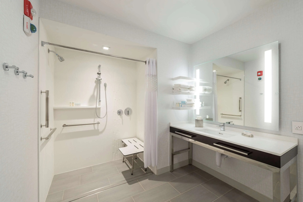 Hampton Inn & Suites Bridgewater, NJ