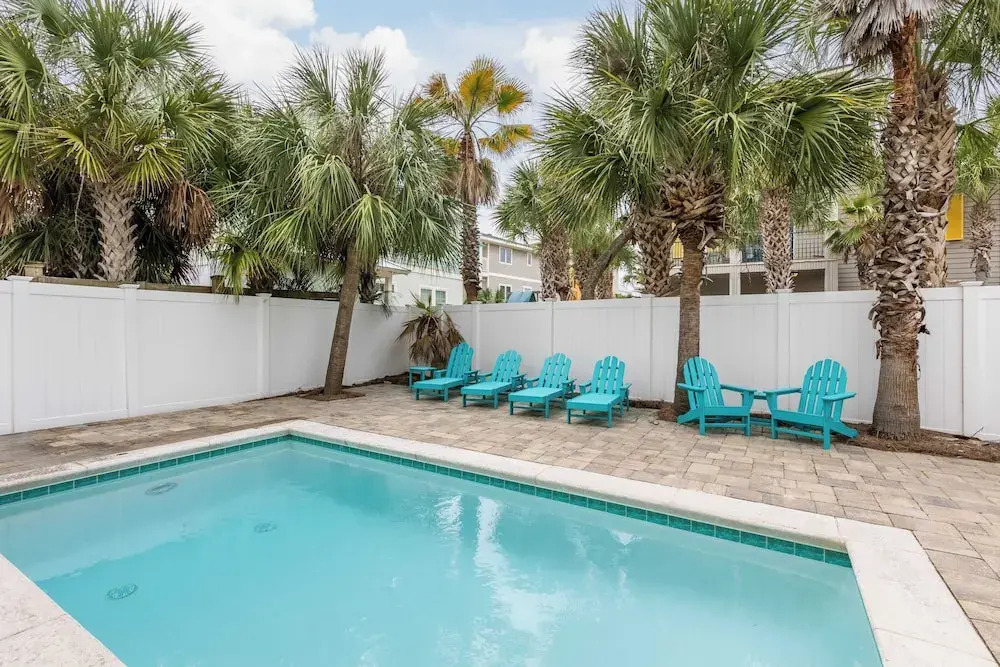 Gulfside Oasis by Avantstay Steps to Beach w/ Bbq, Pool & Video Arcade MAX OCC 20