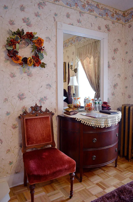 Seasons on Main Bed and Breakfast