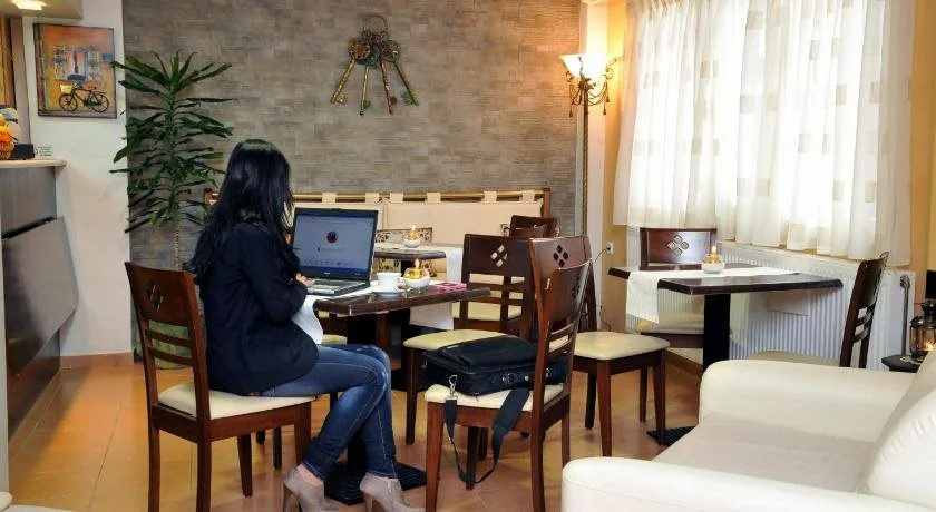 Apollon Hotel