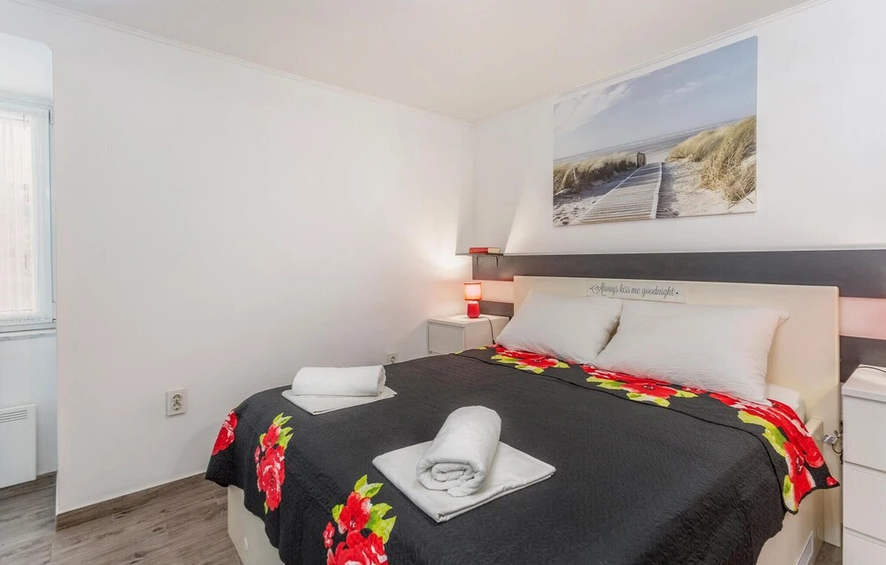 Stunning Apartment in Rijeka With Wifi and 2 Bedrooms