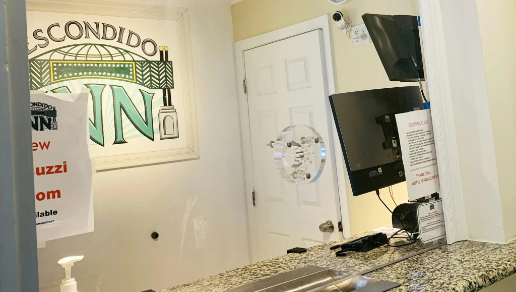 Escondido Inn