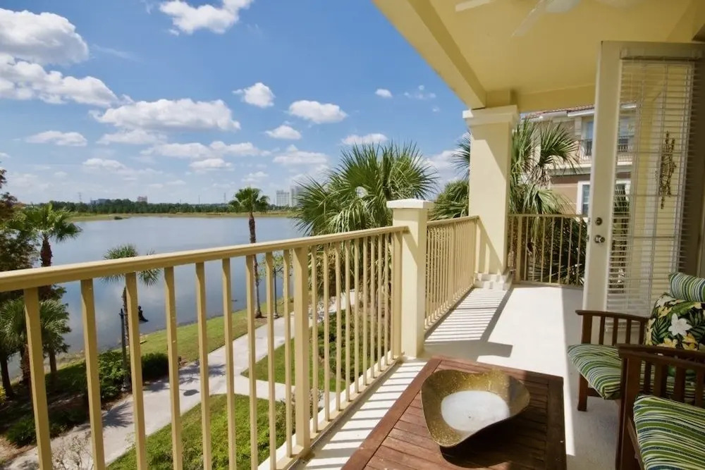 Lakeview Fantasy 3 Bedroom Condo
