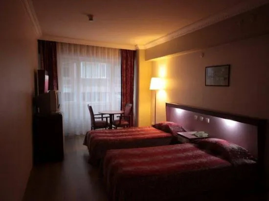 Hotel Eken Prestige
