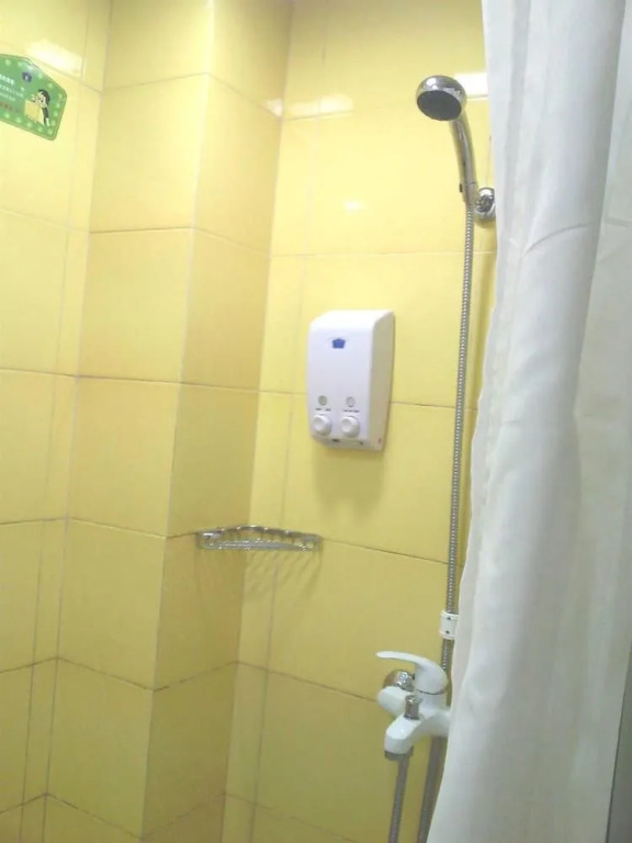 Home Inn (QingdaoLichun subway station Shaoshan Road store