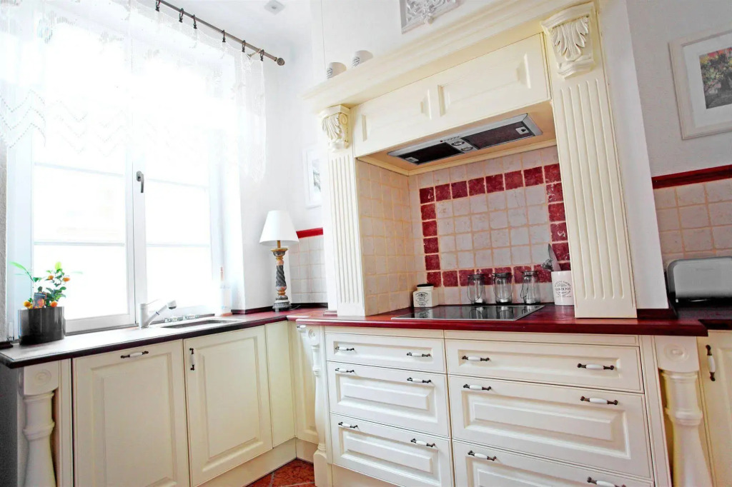 Castle Square Apartment