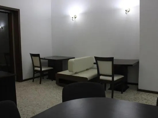 Hotel Empire