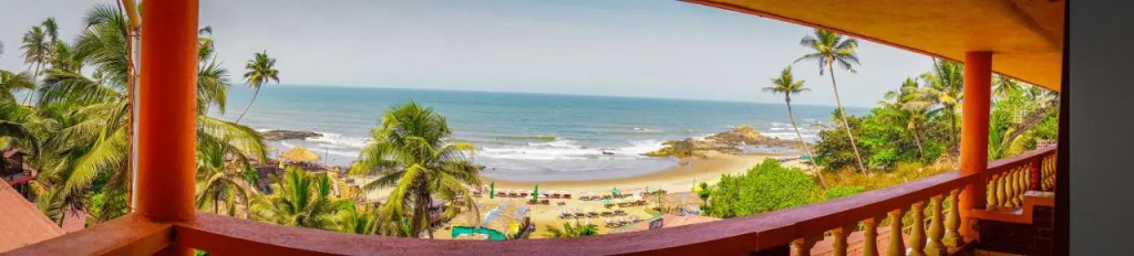Alcove Beach Resort