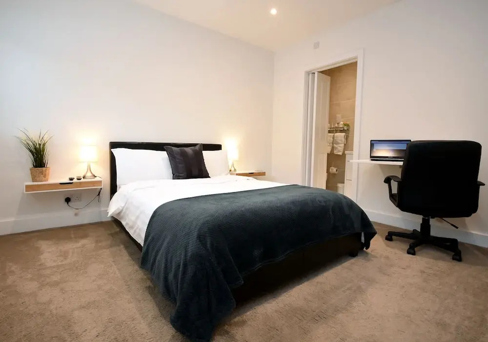 Apple Tree Place B&B