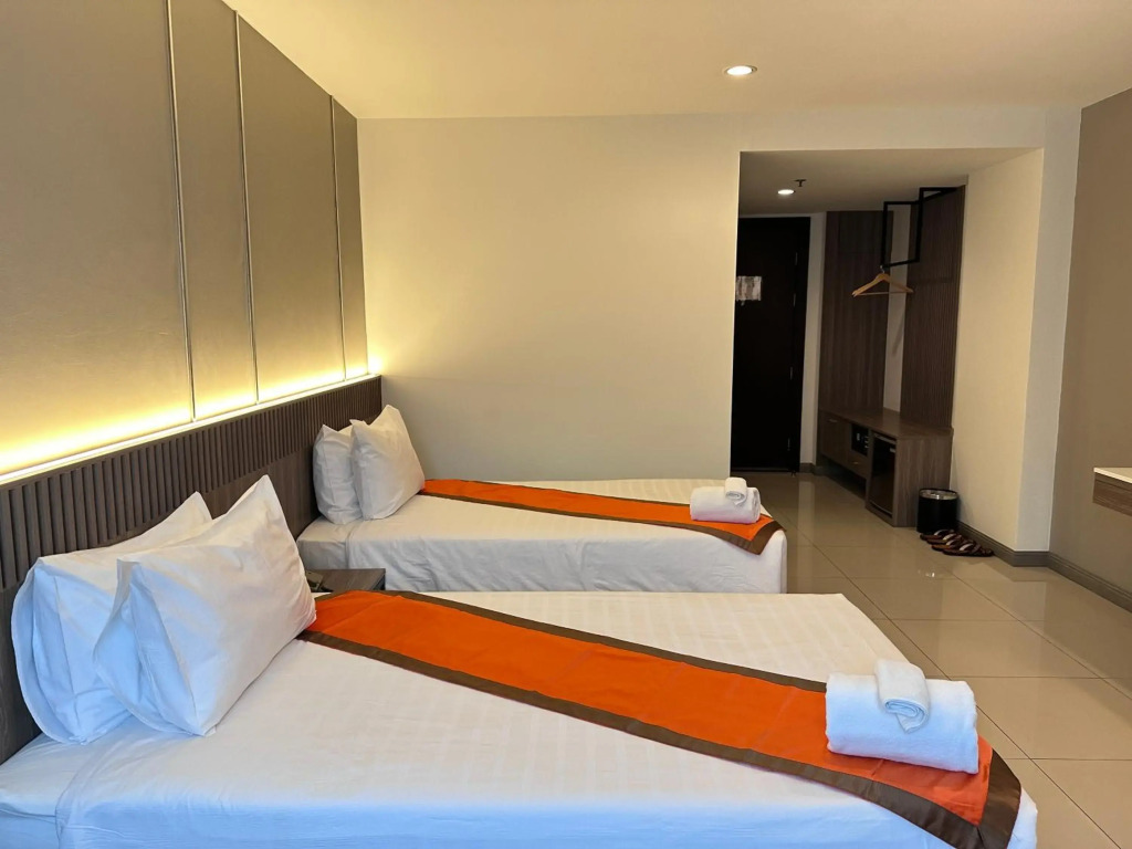 Crystal Suites Suvarnbhumi Airport