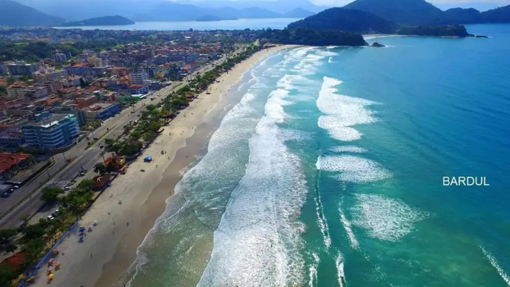 Apartamento Ubatuba - Praia grande - 200m da praia