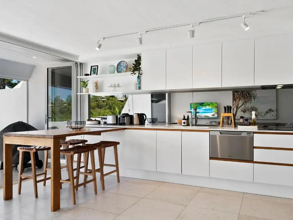 Noosa Views 3 Noosa Drive 33