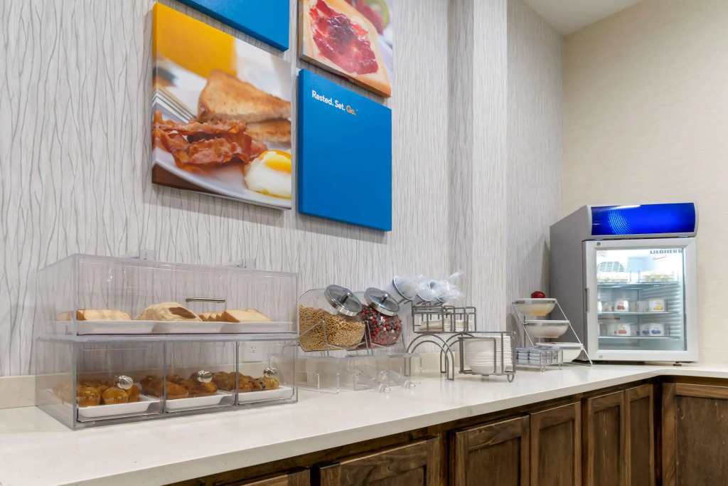Comfort Suites Paducah Mall Area