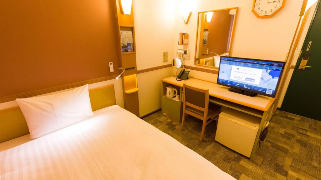 Toyoko Inn JR Yokohama sen Sagamihara Ekimae