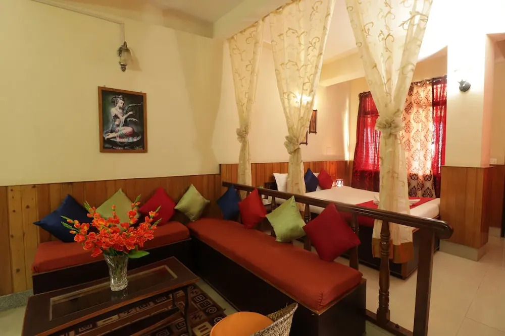 OYO 3571 Hotel Vajrakila