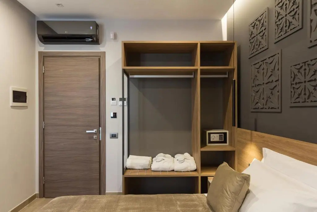 Giafra Luxury Rooms
