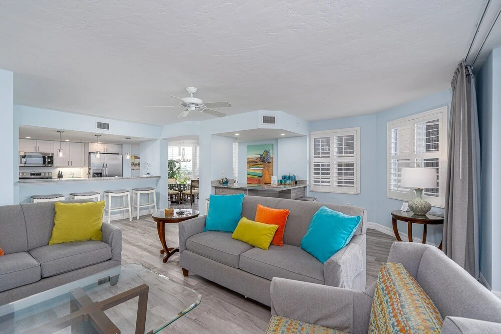 Immaculate Direct Gulf Front 3 Bedroom Condo - Gullwing 505 3 Condo by RedAwning