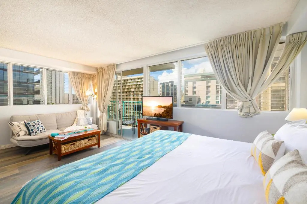 Beautiful Studio in Aloha Surf | Partial Ocean & Mountain Views | 12th Floor | Free WiFi