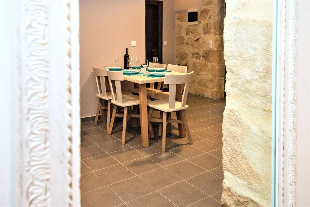 Ourania's Luxury Houses