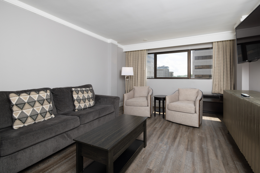 Crowne Plaza Knoxville Downtown University by IHG