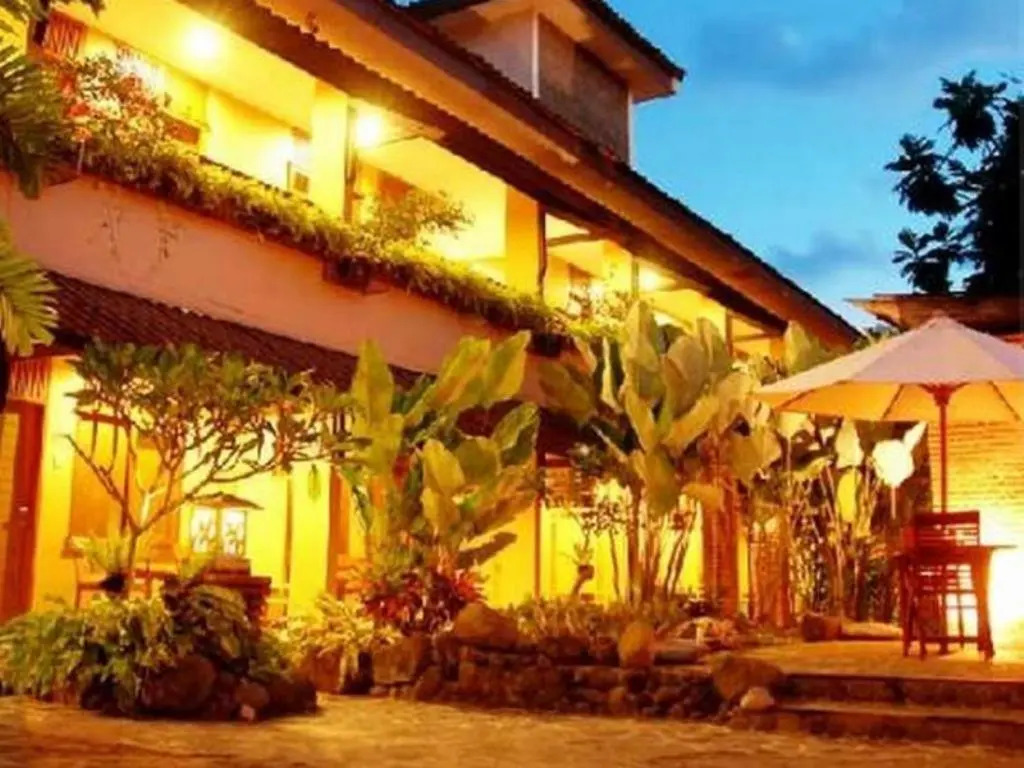 Nyiur Resort Hotel