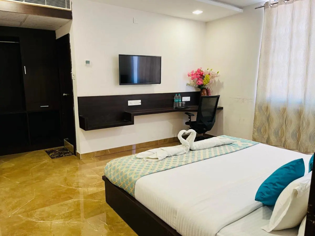 Hotel Elite By Signature Group