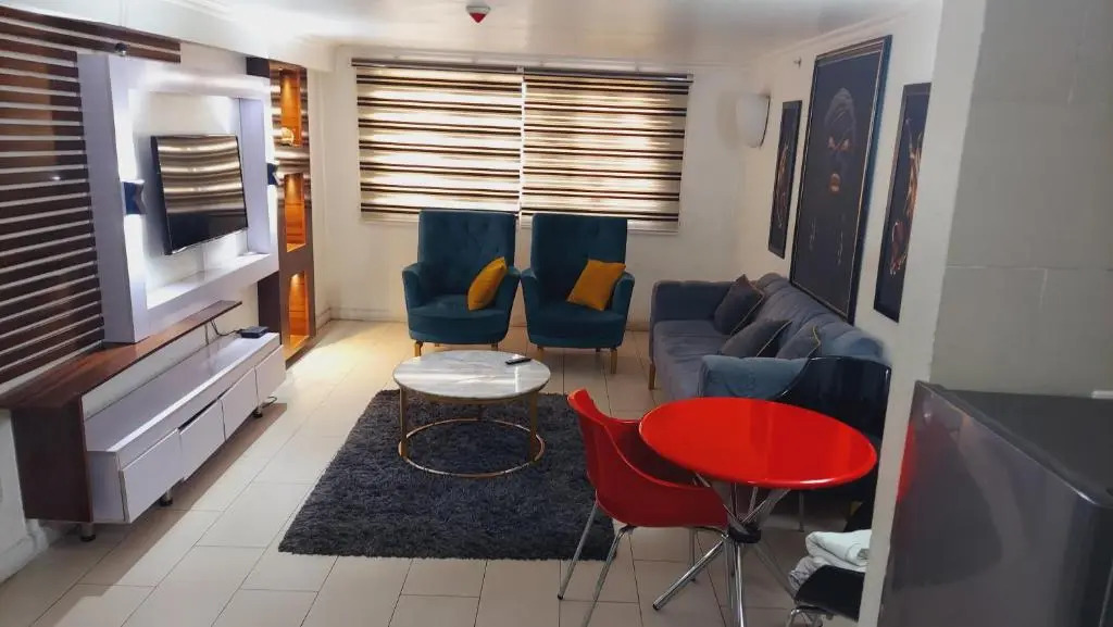 Golden Tulip Apartment