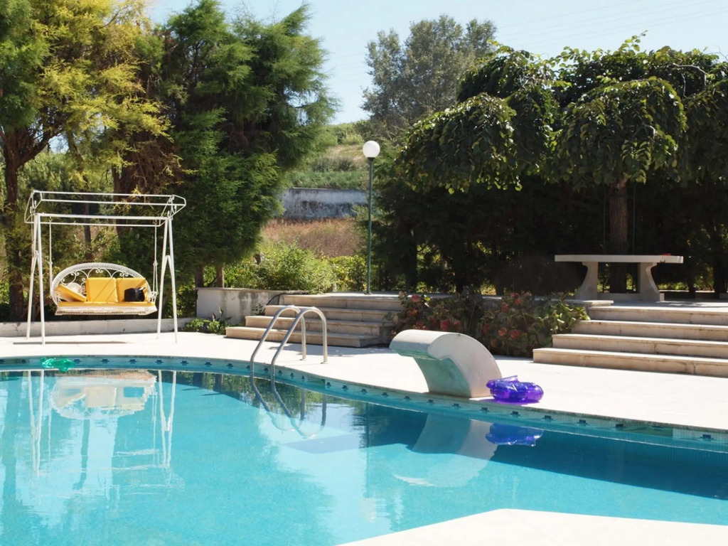 Lush Mansion In Aldeia Galega With Private Pool