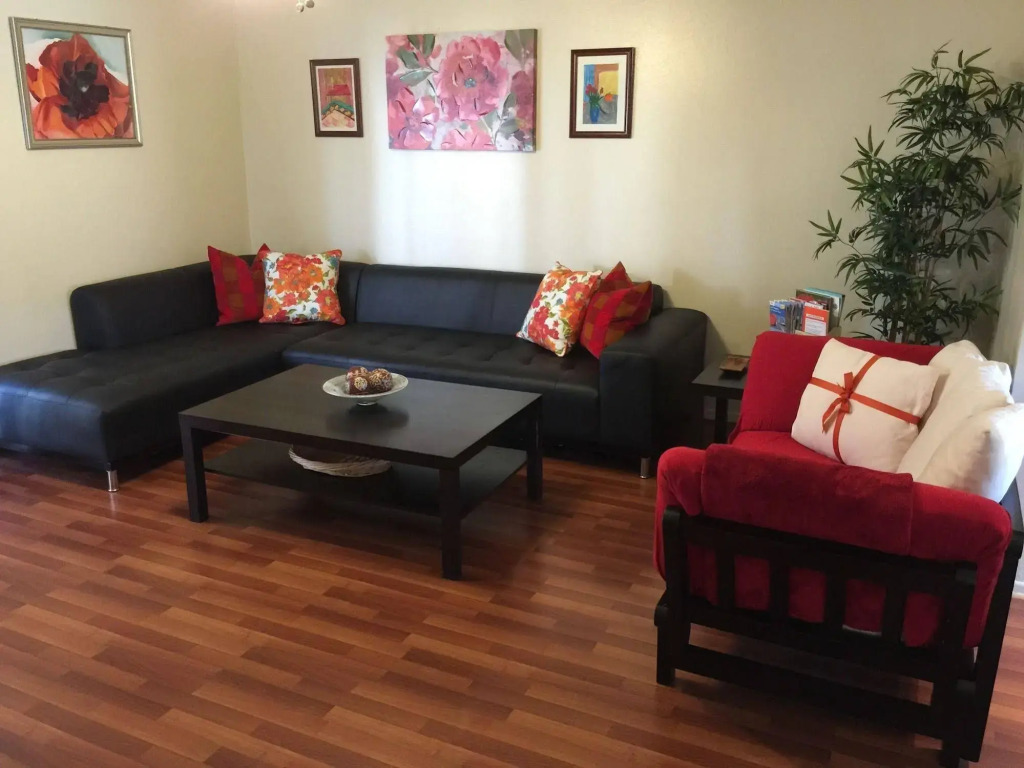 Glendale Apartment Rental by Owner