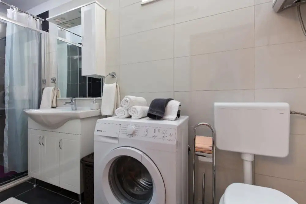 Tihi Val Apartments
